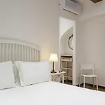 Modern Holiday In By Wonderful Italy דירה