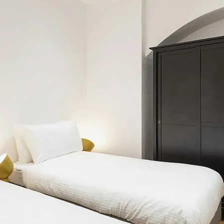 Modern Holiday In By Wonderful Italy