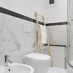 Modern Holiday In By Wonderful Italy 카모글리