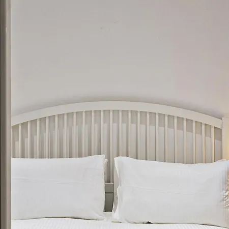 Modern Holiday In By Wonderful Italy *